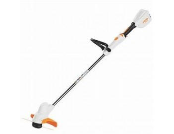 FSA 56 DEBROUSSAILLEUSE SUR BATTERIE. AU