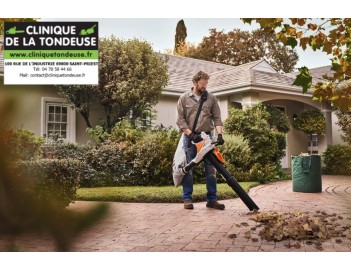 SHA 56 Souffleur aspirateur nu Stihl SA020111700 machine à batterie efficace pour l'entretien et le nettoyage extérieur